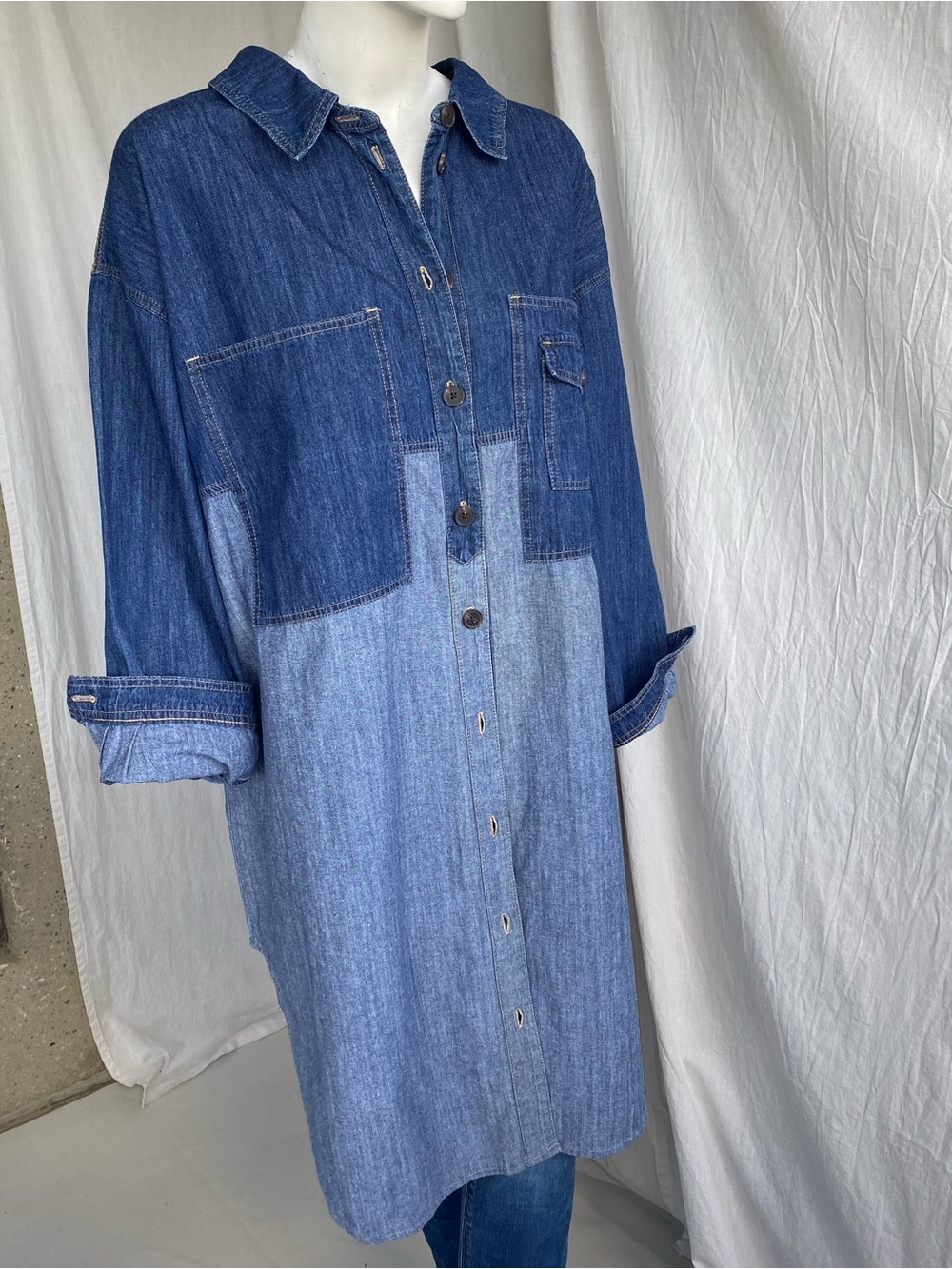 Zizzi Oversized Denim Shirt Dress Shacket Two Tone Plus Size